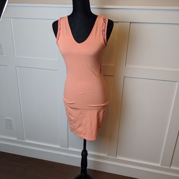 Dynamite bodycon dress - Picture 7 of 8